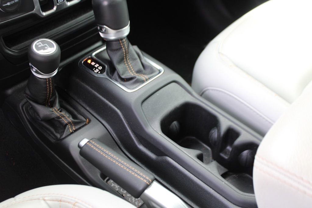 Used 2021 Jeep Gladiator Overland image 25