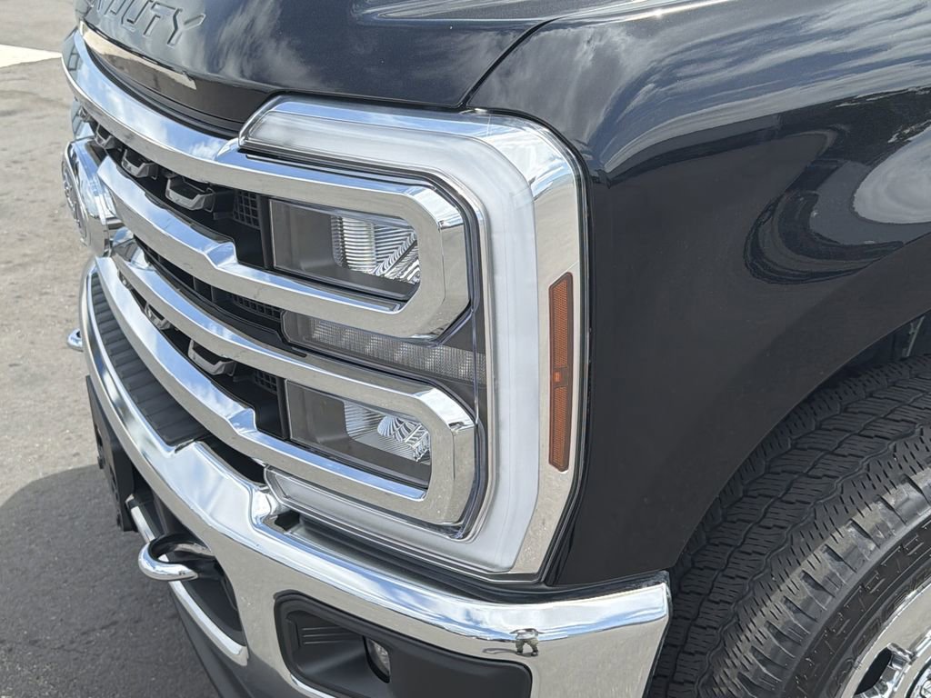 Certified 2024 Ford F250 King Ranch w/ Chrome Package AWD/4WD image 8