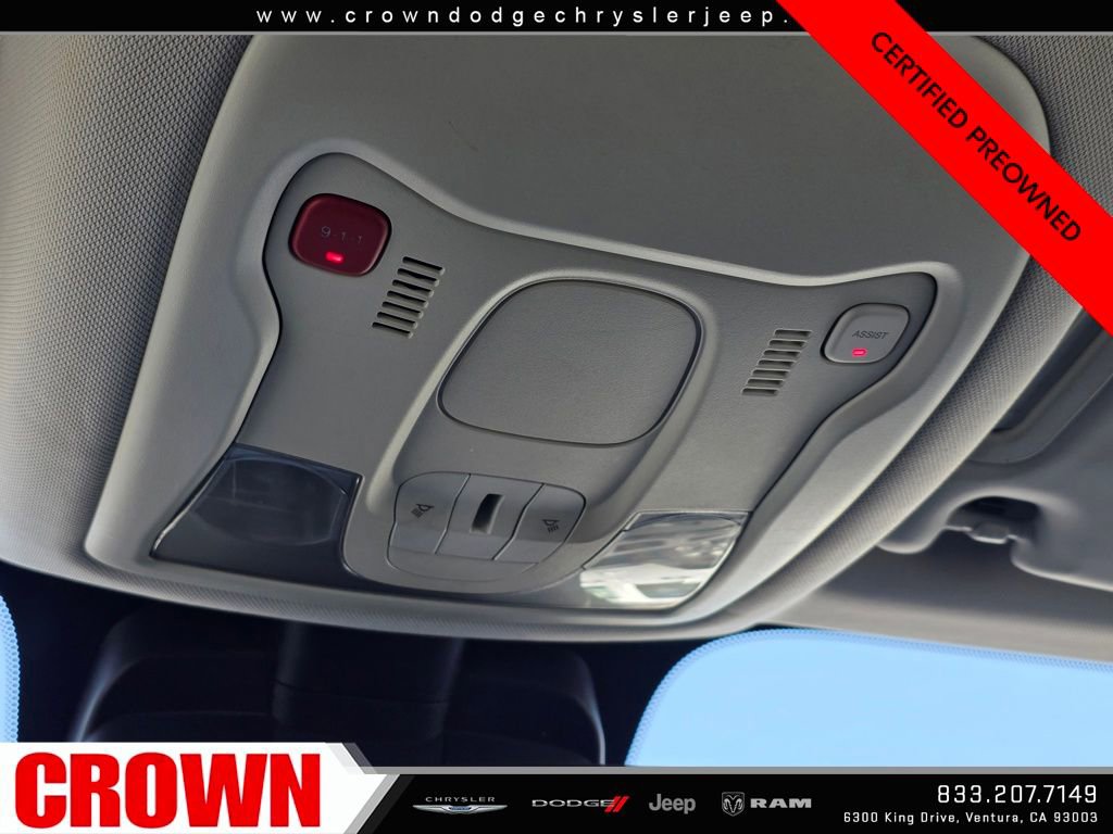 Certified 2017 Jeep Renegade Latitude image 24