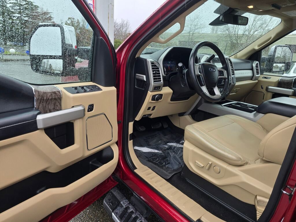Used 2017 Ford F350 Lariat w/ Lariat Ultimate Package image 20