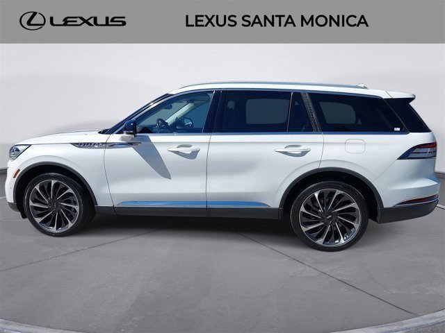 Used 2020 Lincoln Aviator Reserve w/ Equipment Group 202A image 8