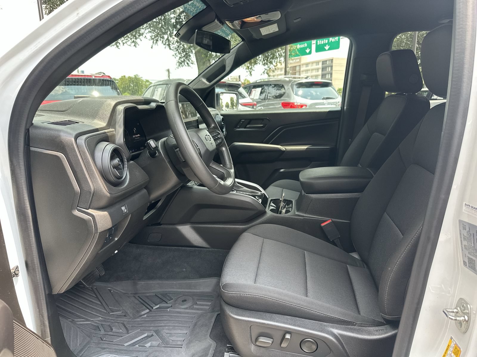 Used 2024 Chevrolet Colorado Trail Boss w/ Technology Package AWD/4WD image 16