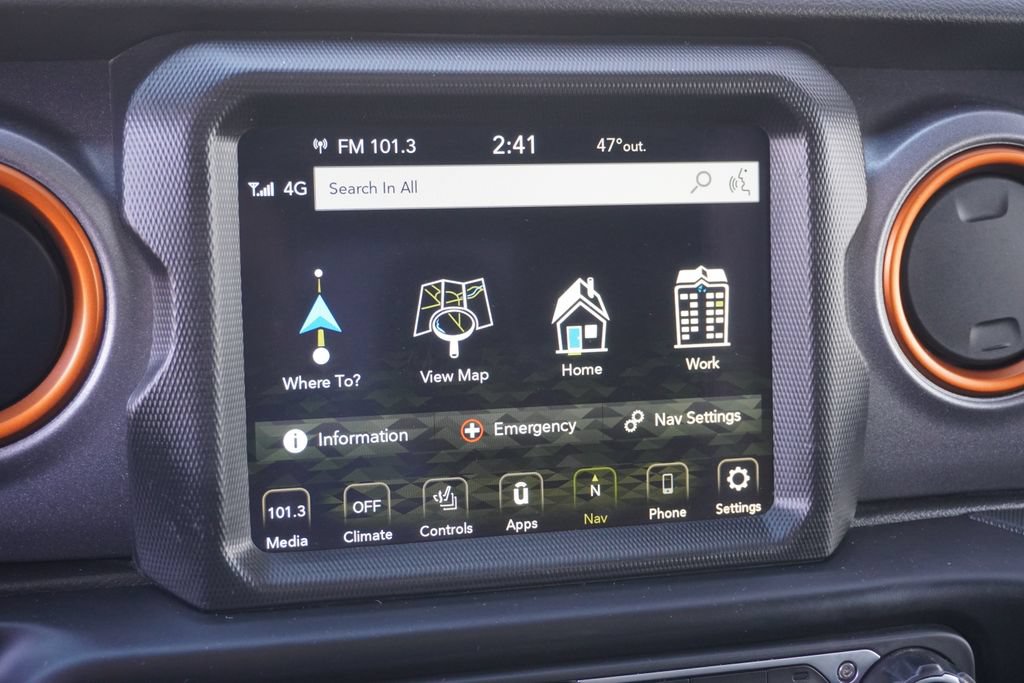 Used 2022 Jeep Gladiator Mojave w/ Cold Weather Group AWD/4WD image 37