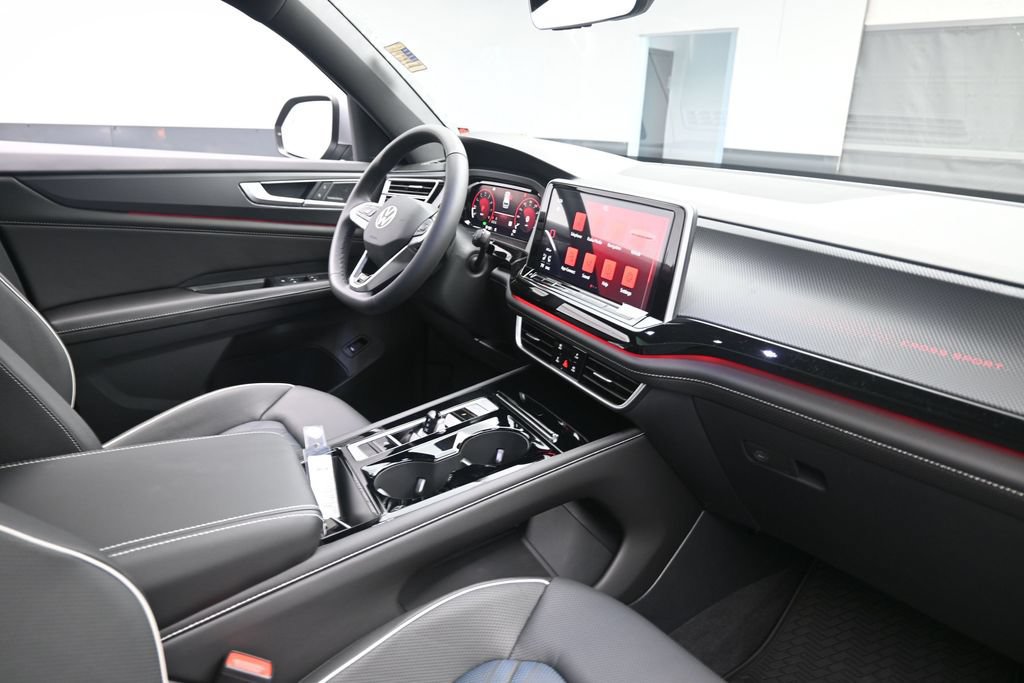 New 2026 Volkswagen Atlas Cross Sport SEL Premium R-Line AWD/4WD image 30