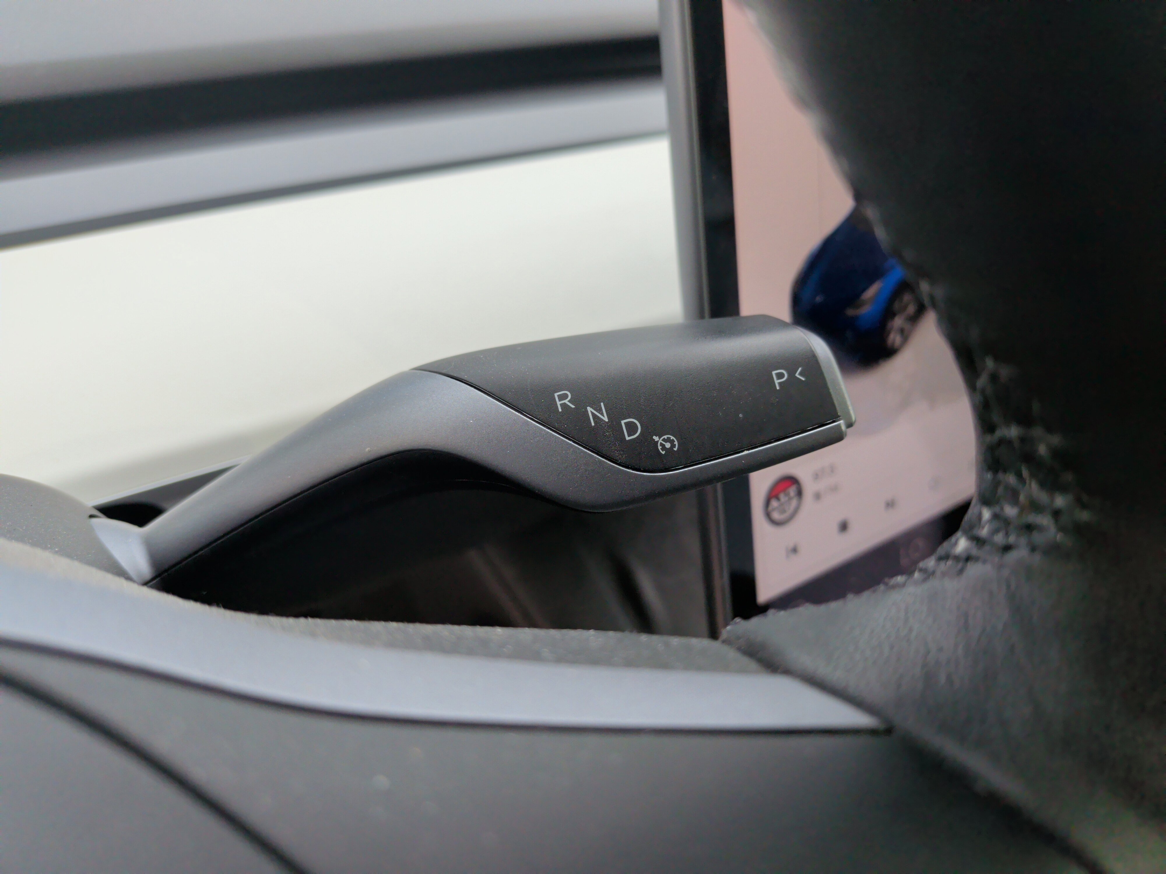 Used 2022 Tesla Model Y Long Range image 23