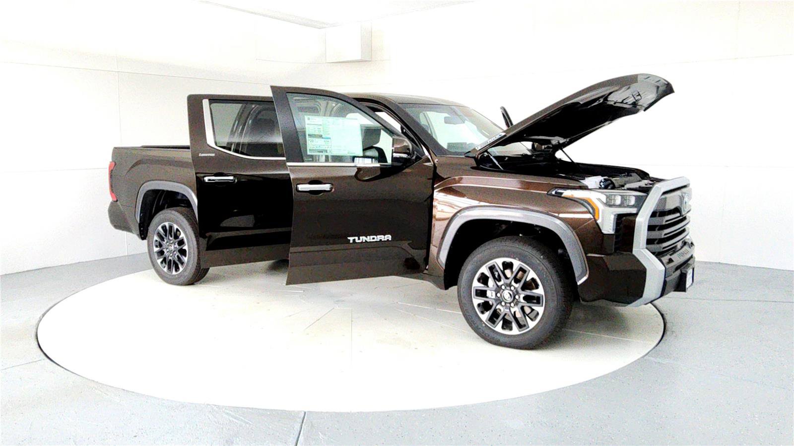 New 2025 Toyota Tundra Limited image 12