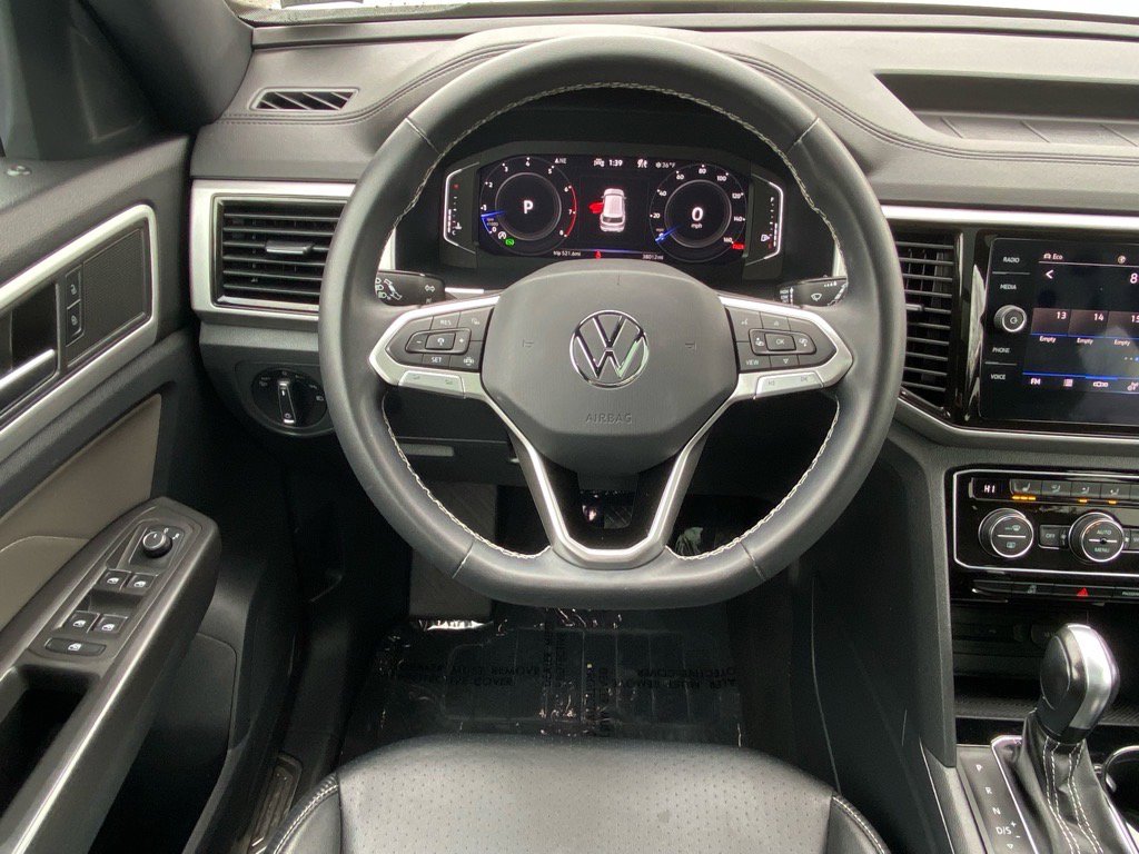 Certified 2022 Volkswagen Atlas Cross Sport SE w/ Panoramic Sunroof Package image 7