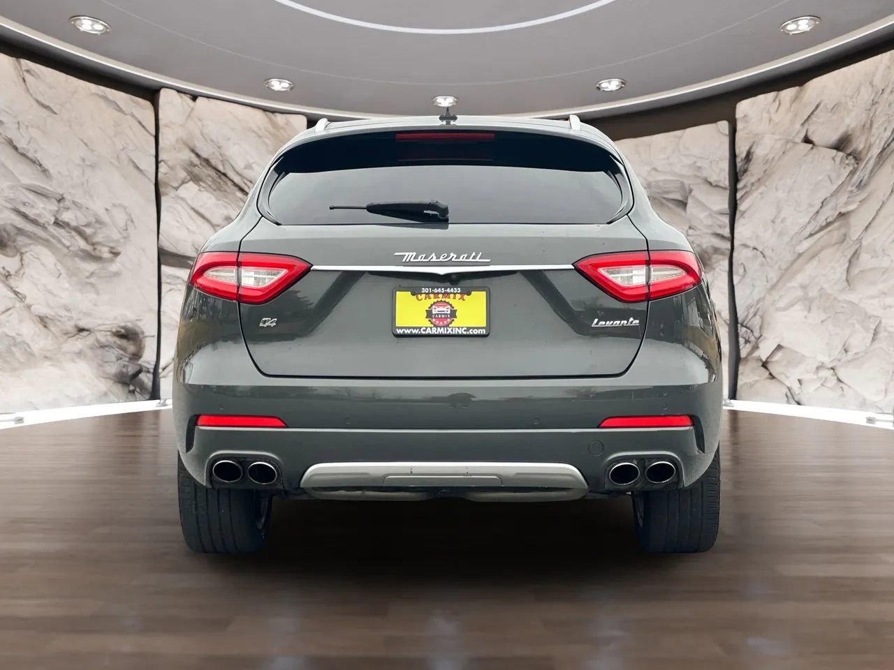 Used 2018 Maserati Levante GranLusso image 6