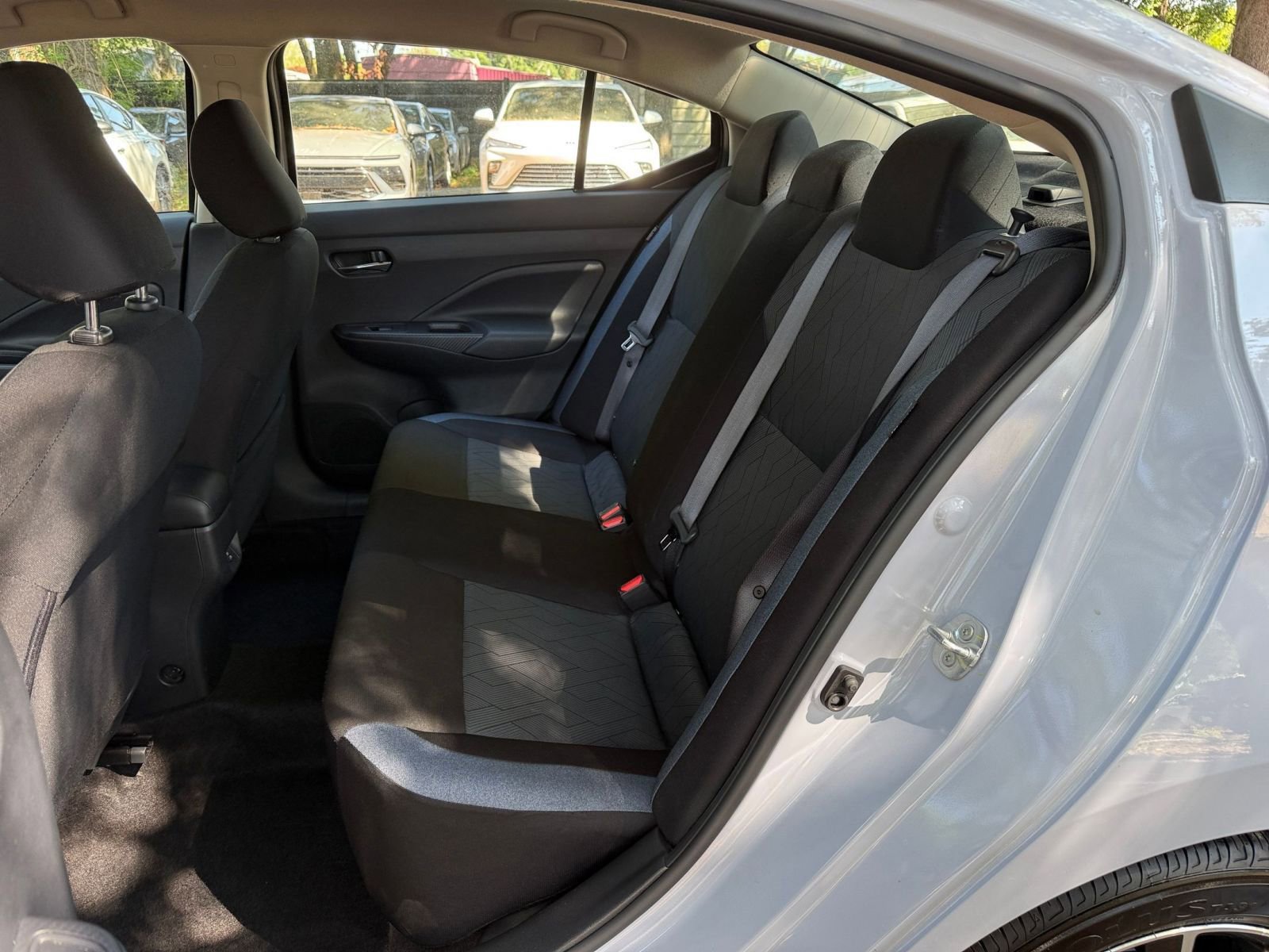 Used 2025 Nissan Versa SV FWD image 36