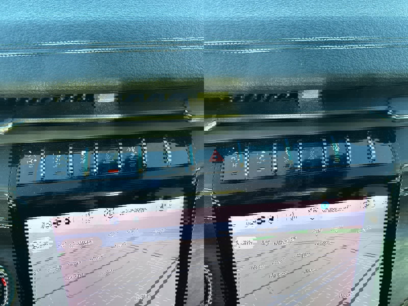 Used 2021 Jeep Grand Cherokee L Limited image 27