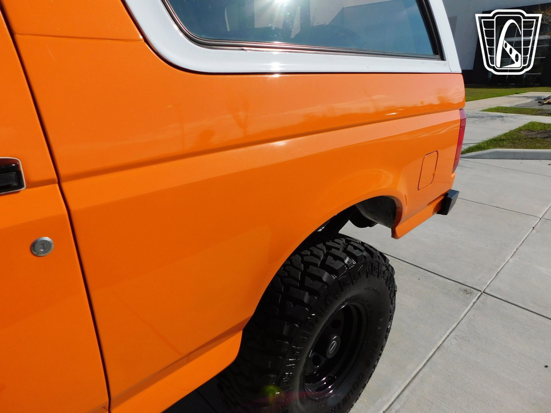 Used 1996 Ford Bronco image 13