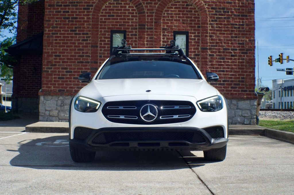 Used 2022 Mercedes-Benz E 450 4MATIC All-Terrain Wagon image 2