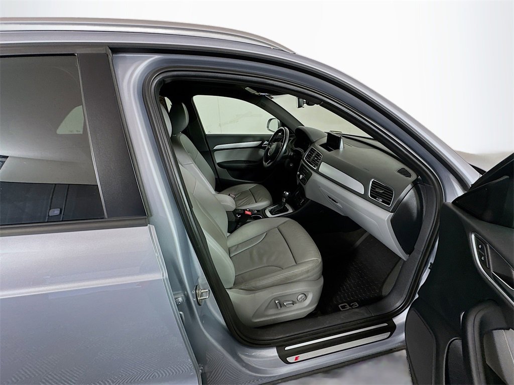 Used 2018 Audi Q3 2.0T Premium image 27