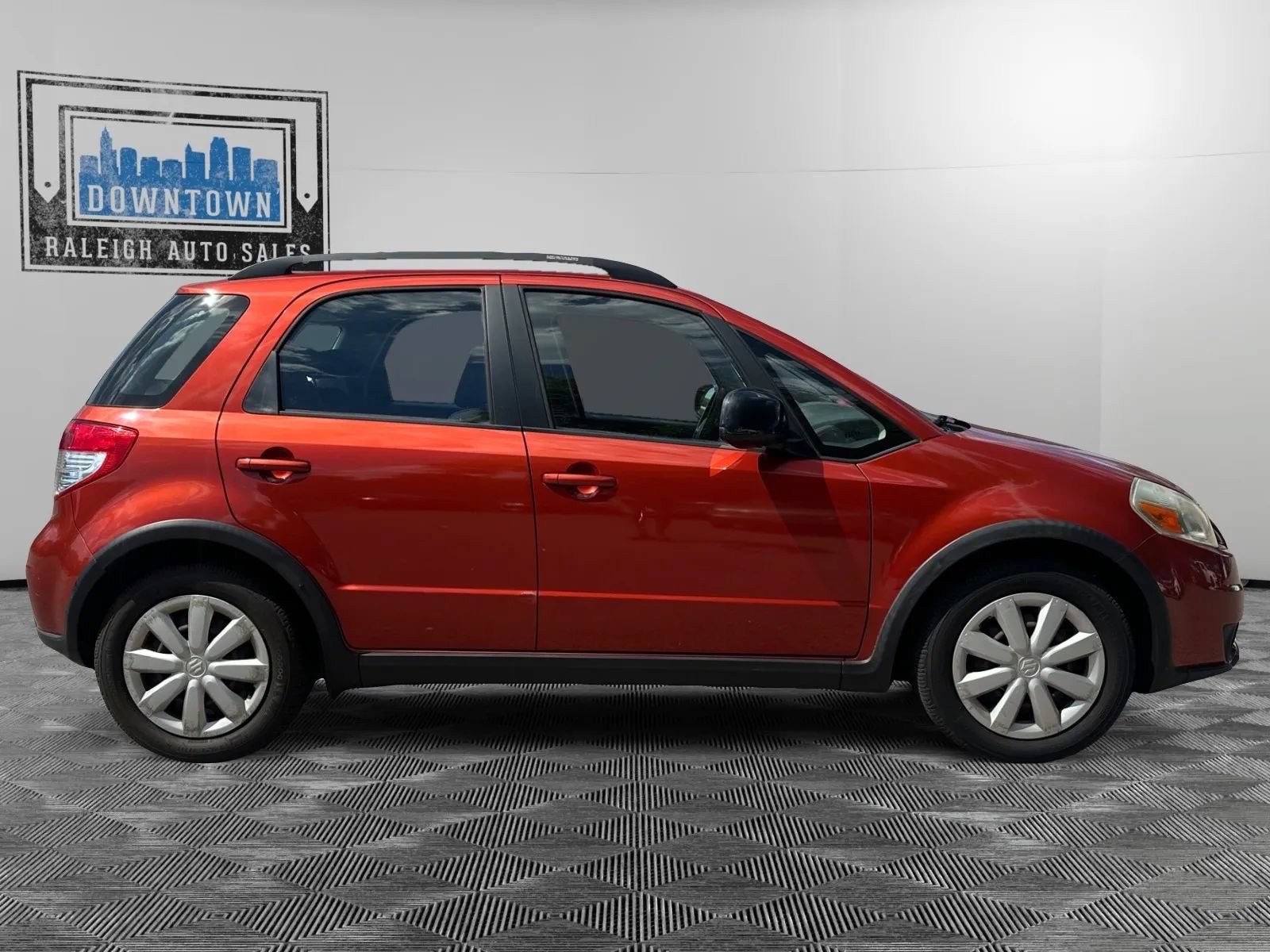 Used 2011 Suzuki SX4 AWD Hatchback image 5