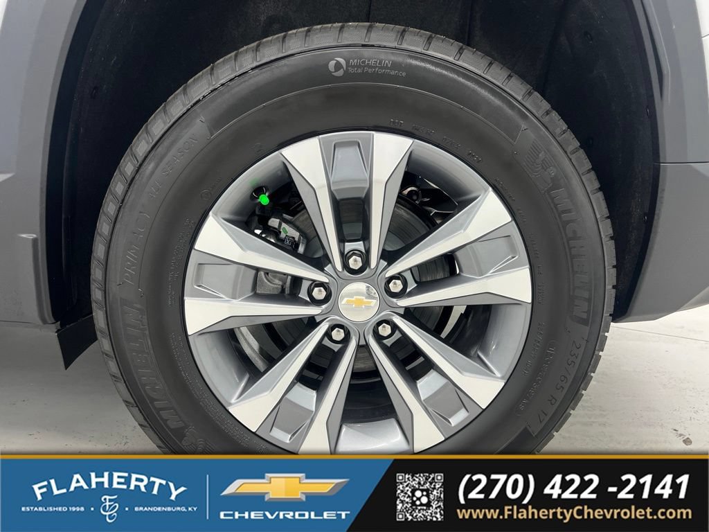 New 2026 Chevrolet Equinox LT w/ Safety and Technology Package AWD/4WD image 19