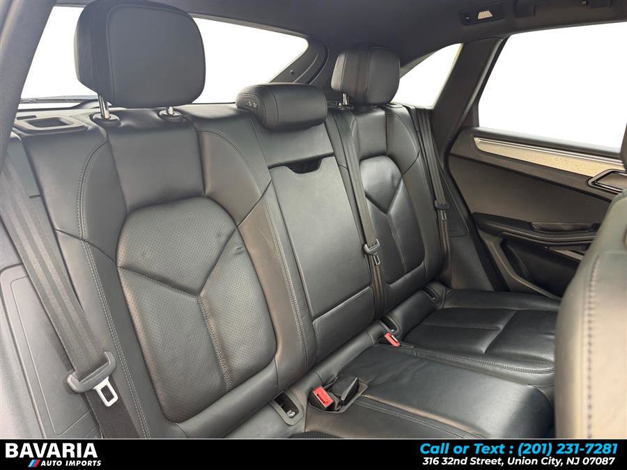 Used 2018 Porsche Macan S AWD/4WD image 18