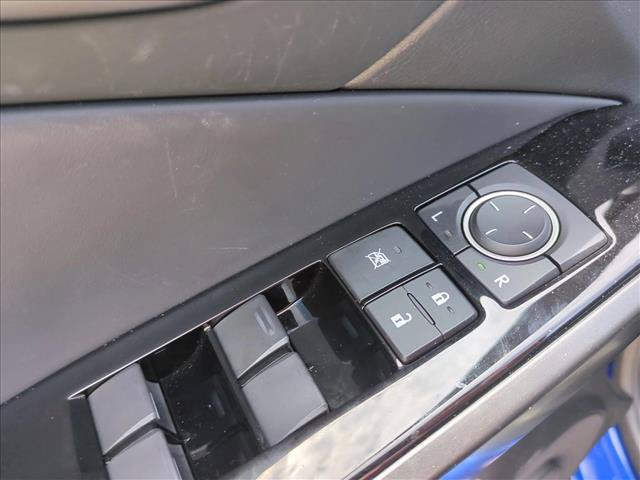 Used 2025 Lexus IS 350 F Sport RWD image 12