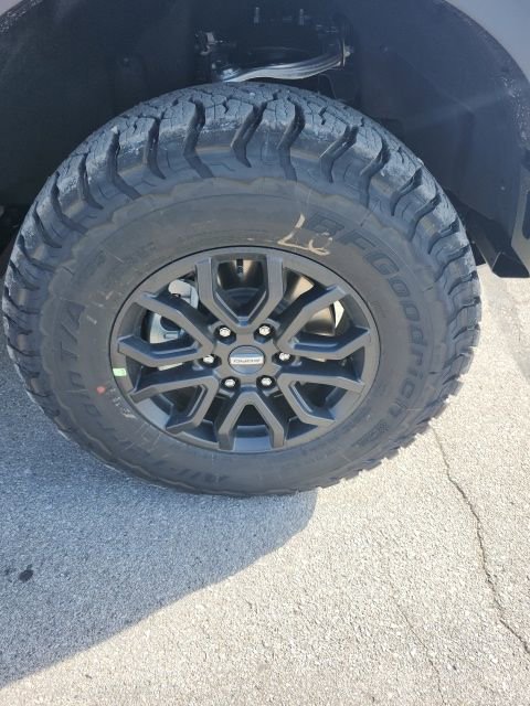 New 2025 Ford Ranger Raptor image 9