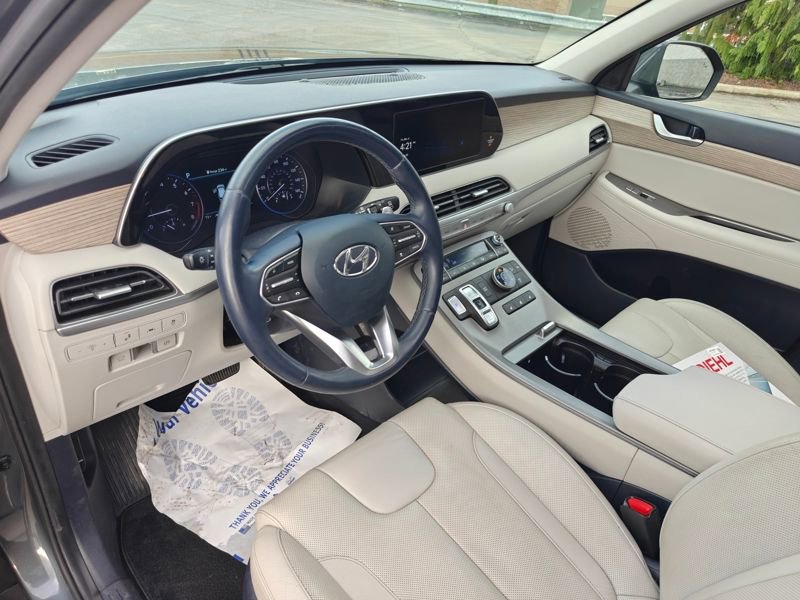 Used 2022 Hyundai Palisade SEL w/ Premium Package image 13