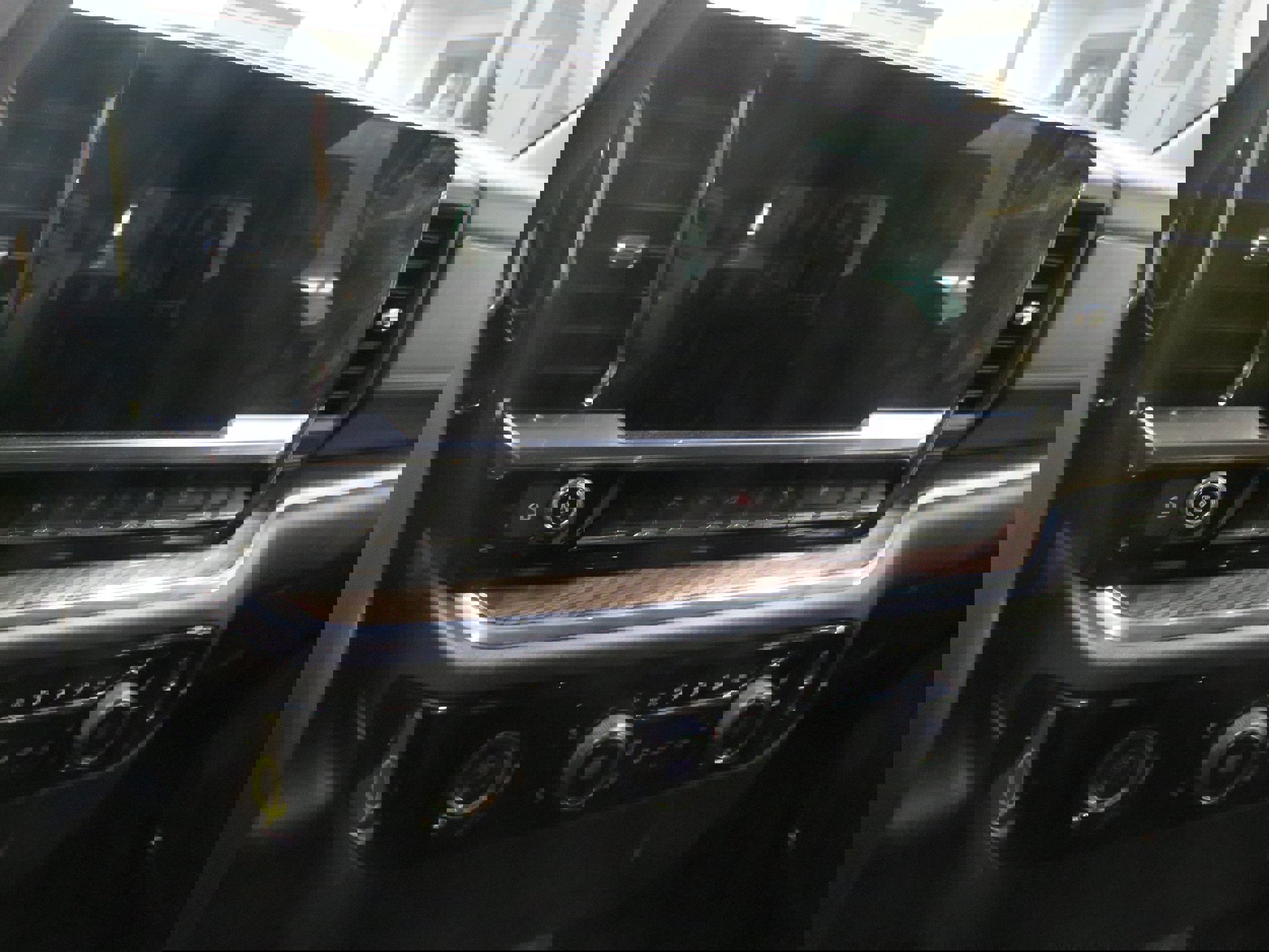 Used 2023 Chevrolet Silverado 1500 LT image 12