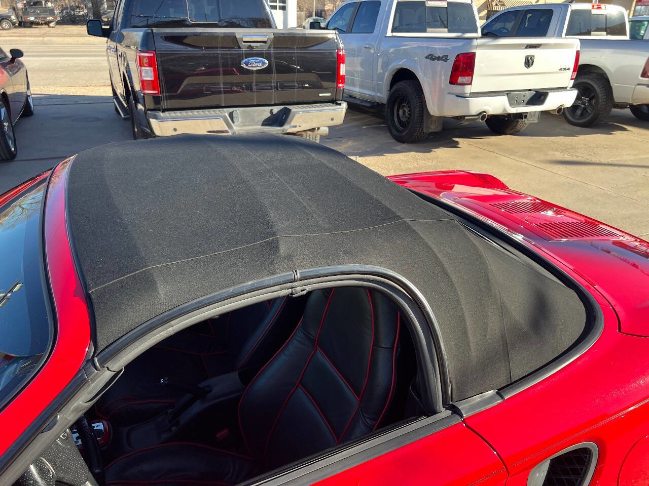 Used 2002 Toyota MR2 image 8