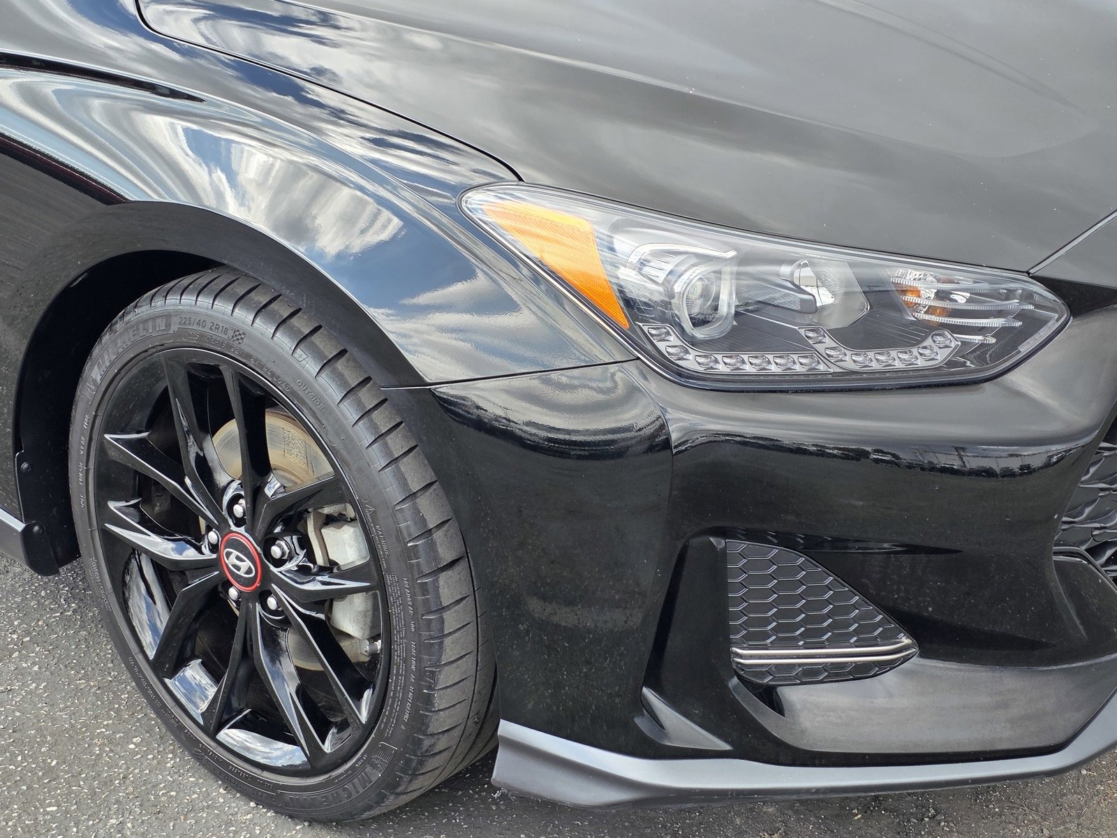 Used 2019 Hyundai Veloster Turbo R-Spec image 10