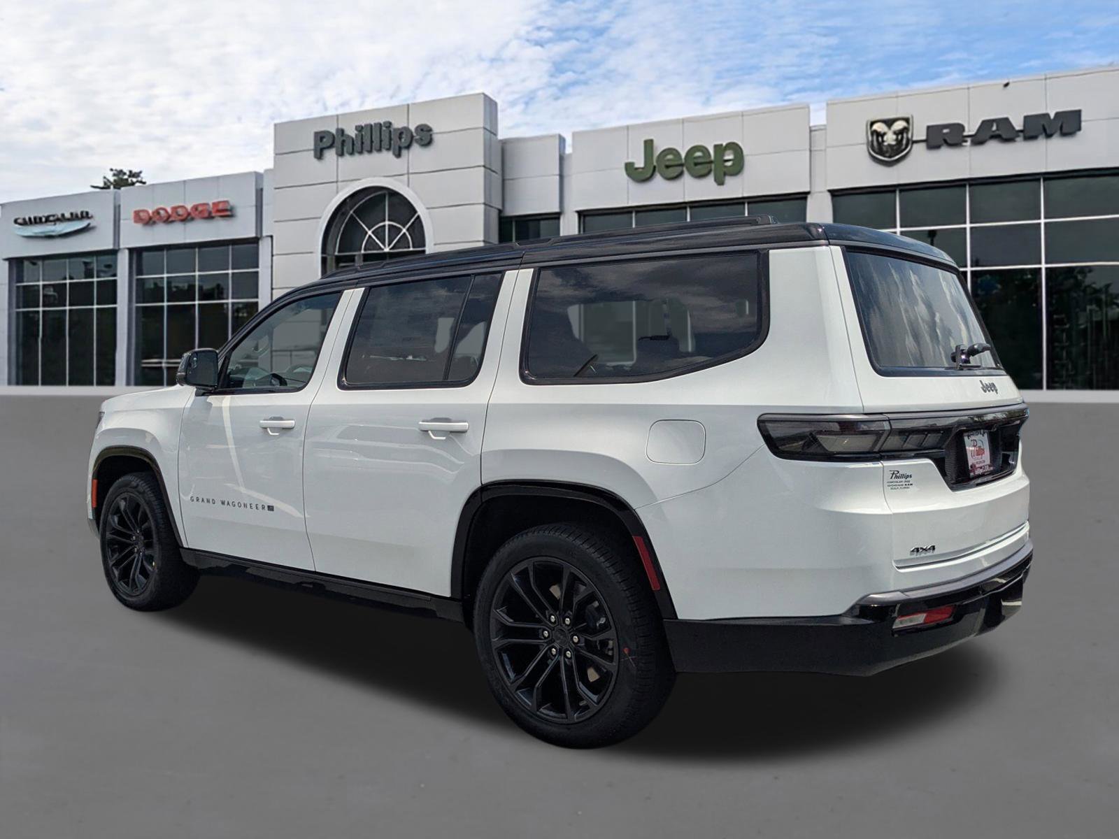 New 2026 Jeep Grand Wagoneer Summit AWD/4WD image 5