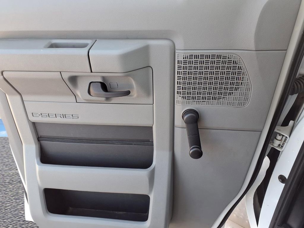 Used 2025 Ford E-450 and Econoline 450 Super Duty w/ Shuttle Bus Prep Package RWD image 13
