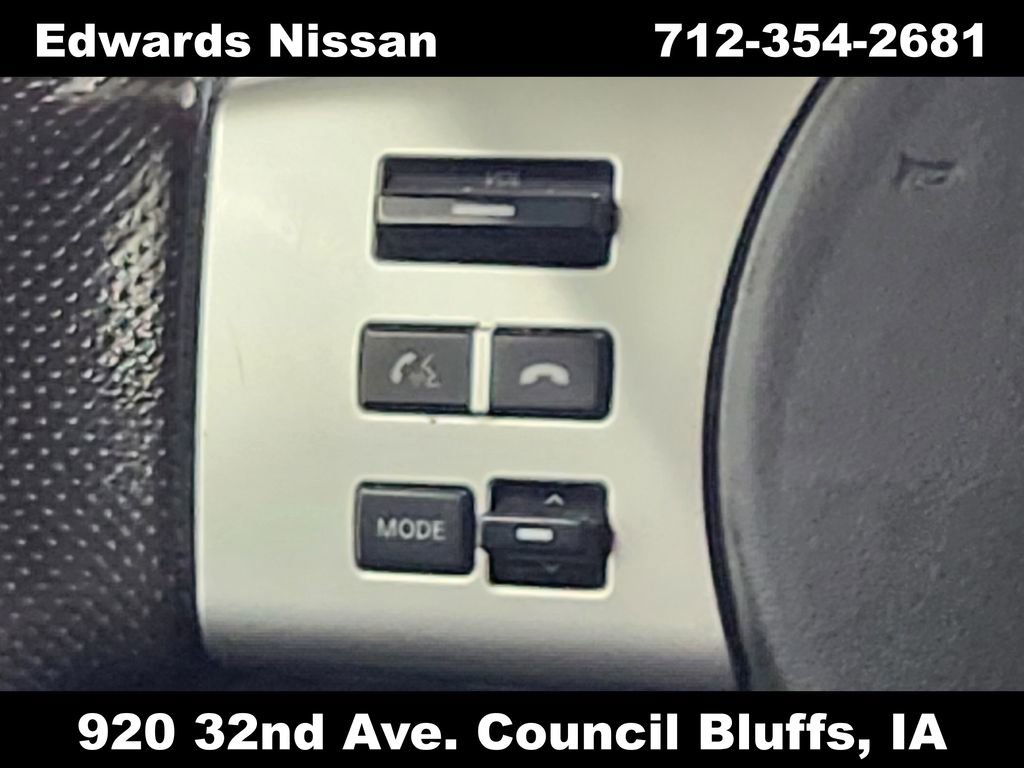 Used 2017 Nissan Frontier PRO-4X image 16