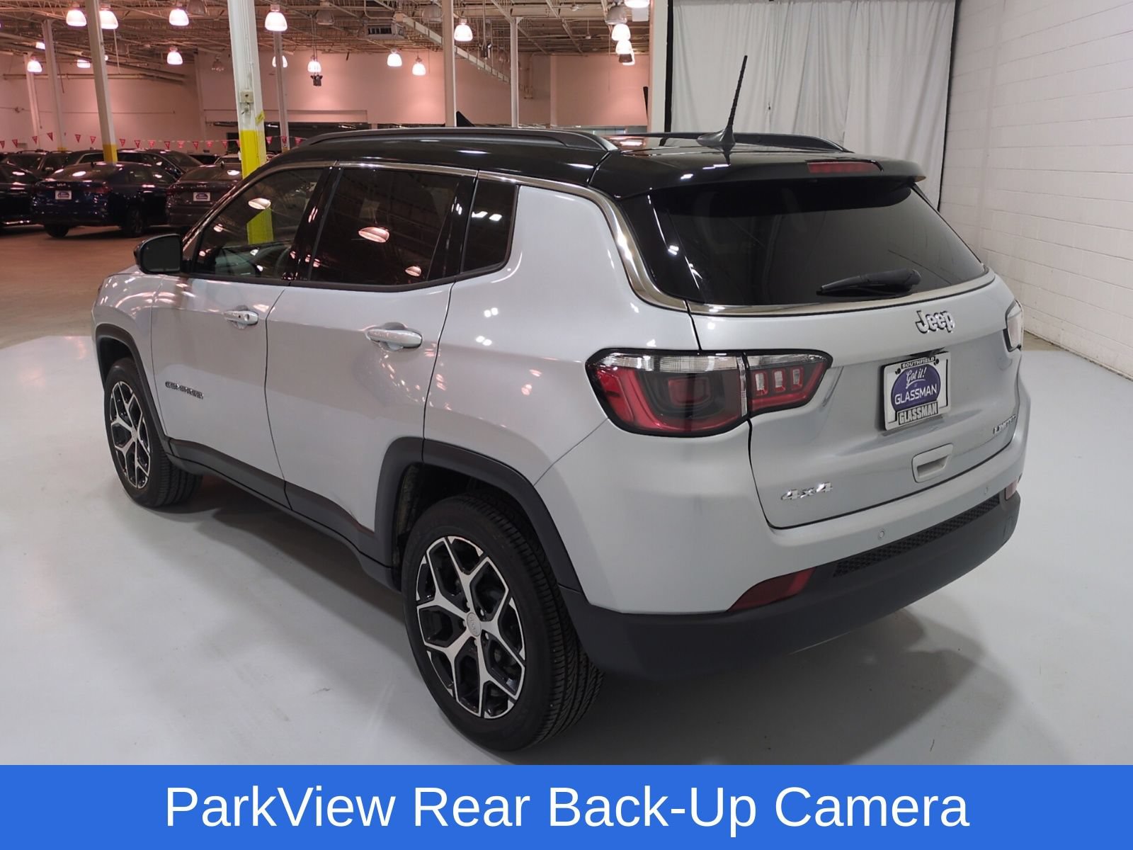 Used 2024 Jeep Compass Limited w/ Sun and Sound Group AWD/4WD image 5