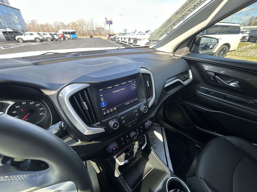 Used 2024 GMC Terrain SLT w/ Tech Package image 12