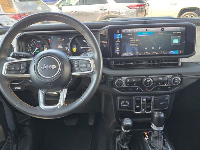 Certified 2024 Jeep Wrangler Unlimited Sahara AWD/4WD image 19