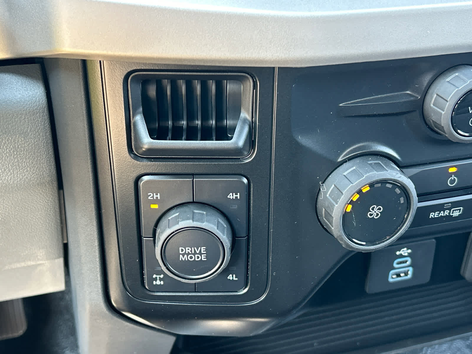 New 2026 Ford F350 XL image 39