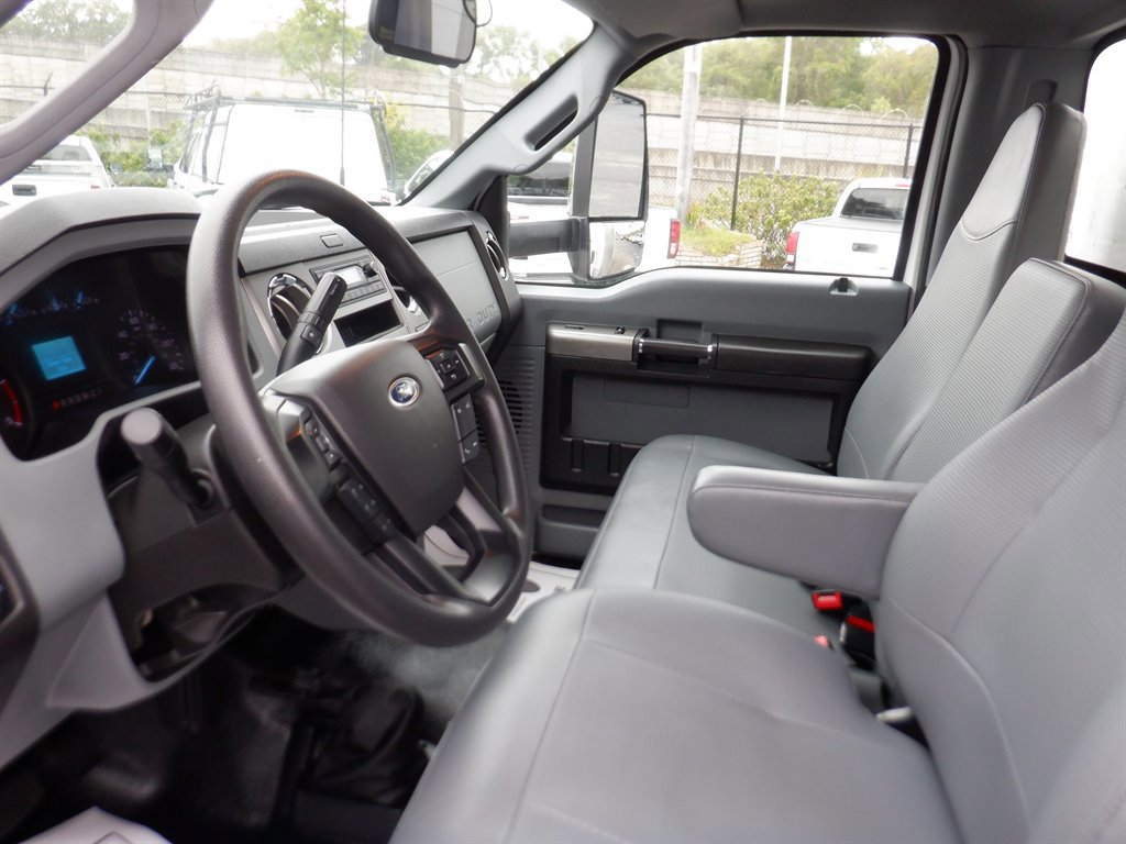 Used 2022 Ford F650 2WD Regular Cab Super Duty image 18