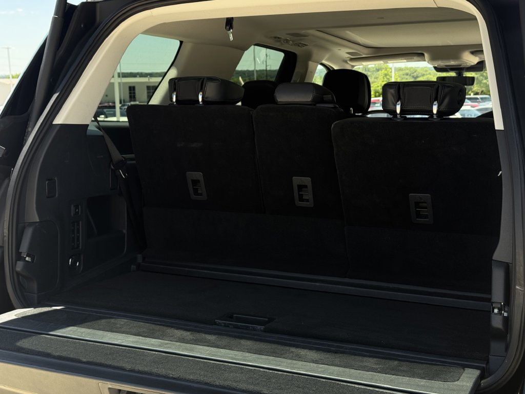 Used 2025 Lincoln Navigator Reserve AWD/4WD image 27