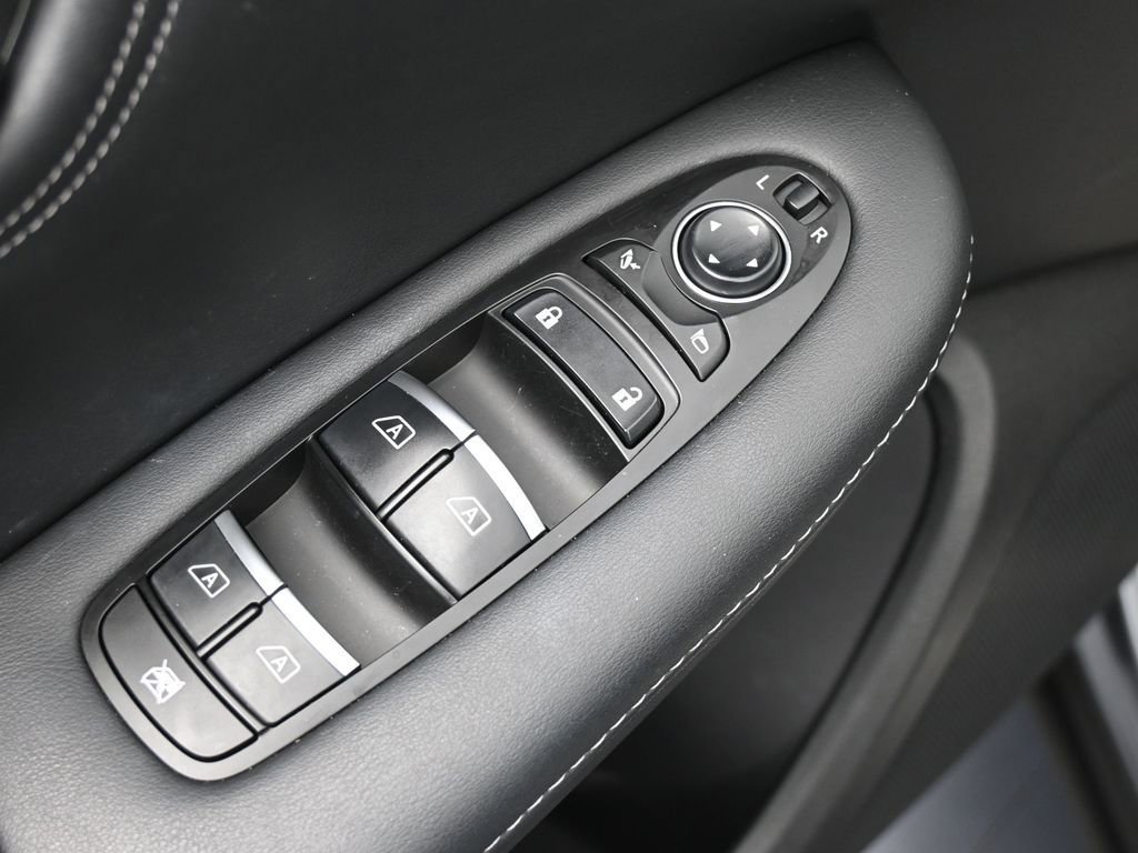 Used 2024 INFINITI QX55 Luxe w/ Cargo Package image 19