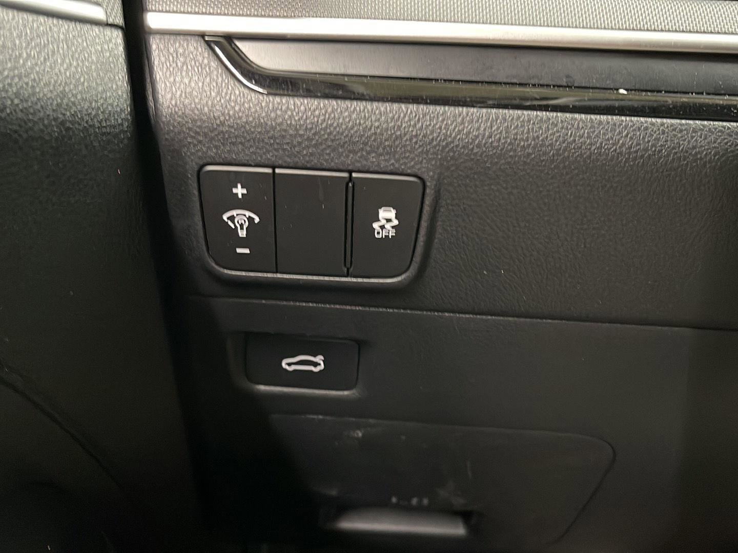 Used 2025 Kia K5 LXS image 14