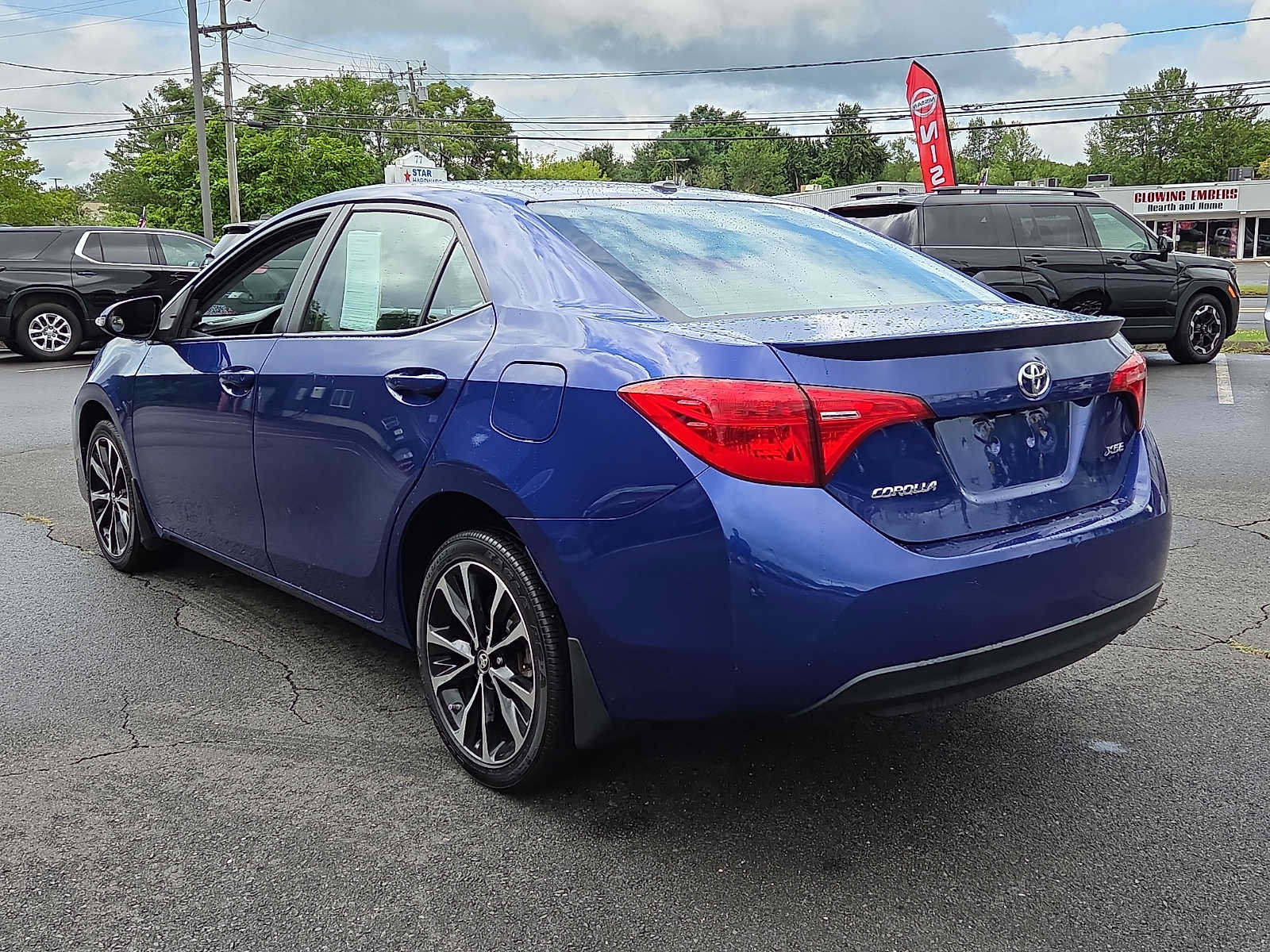 Used 2018 Toyota Corolla XSE FWD image 6