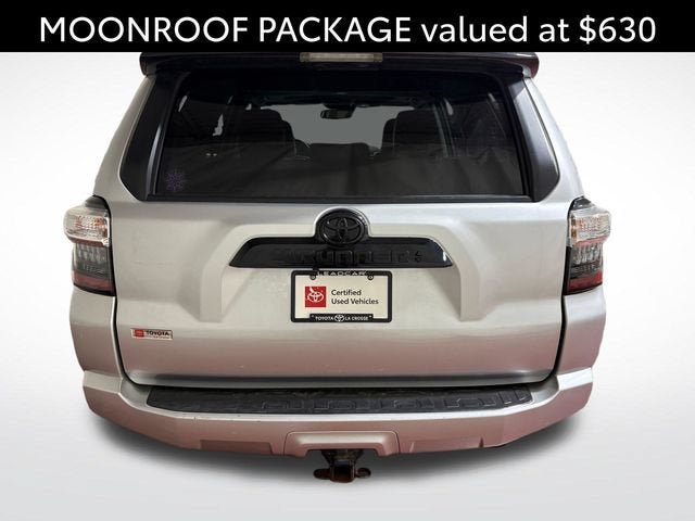 Certified 2020 Toyota 4Runner Venture w/ Moonroof Package AWD/4WD image 4