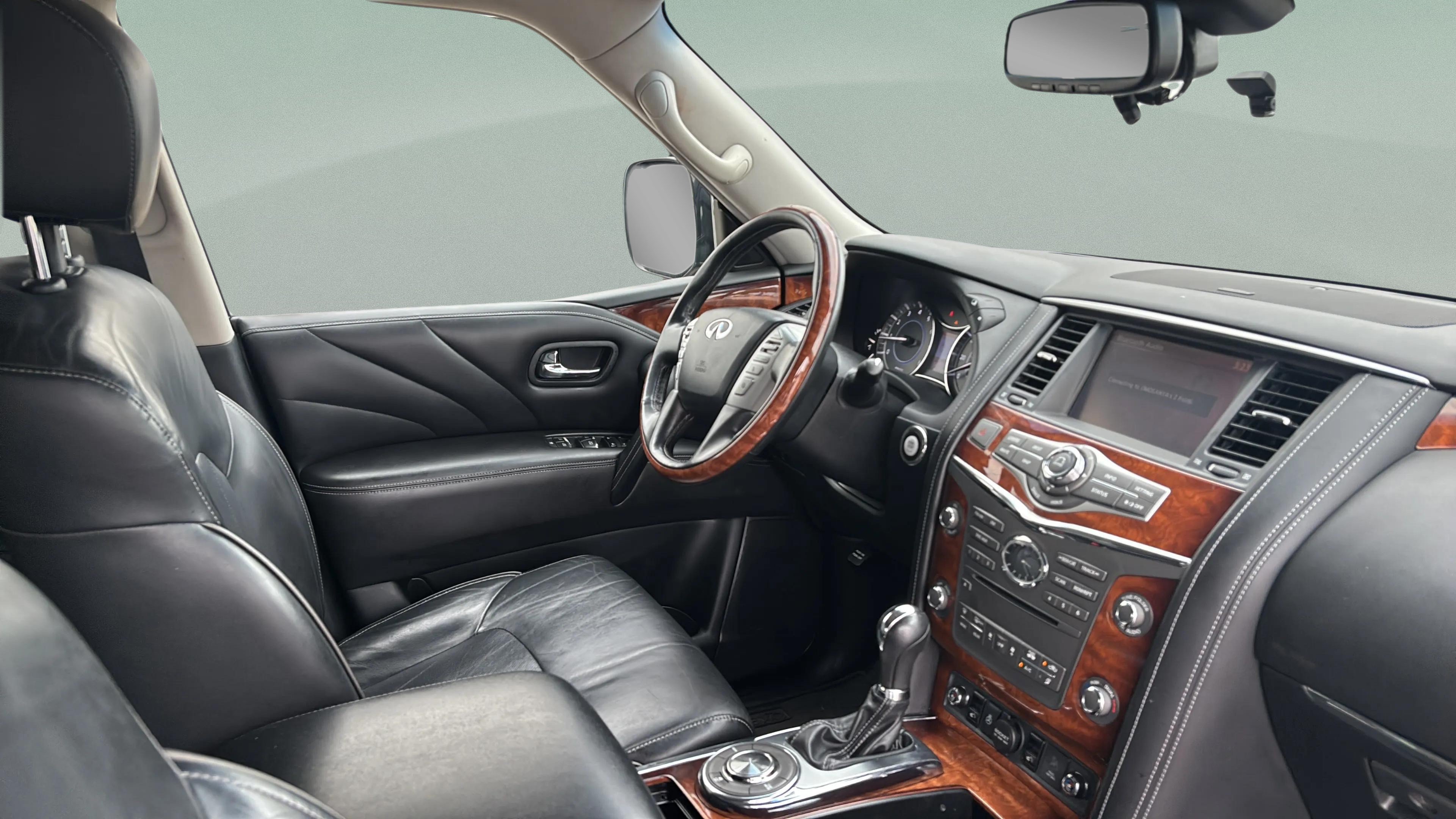 Used 2017 INFINITI QX80 2WD w/ Deluxe Technology Package image 31