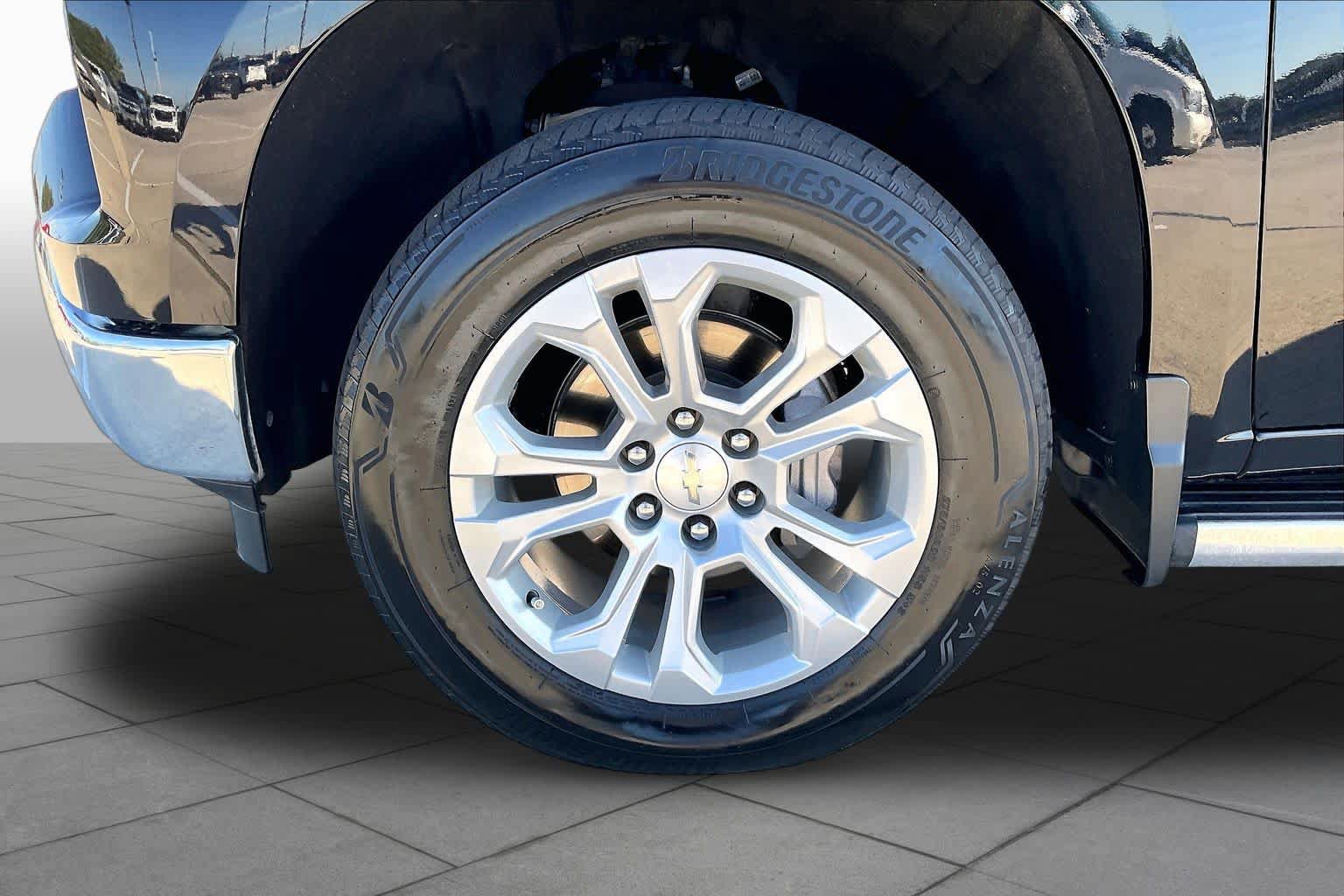 Used 2024 Chevrolet Silverado 1500 LTZ w/ LPO, Dark Essentials Package AWD/4WD image 11