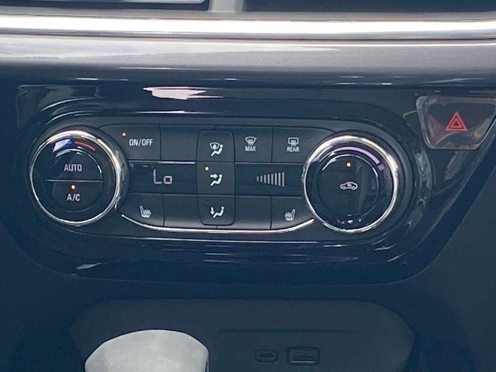 New 2025 Chevrolet Trax ACTIV w/ Driver Confidence Package image 11