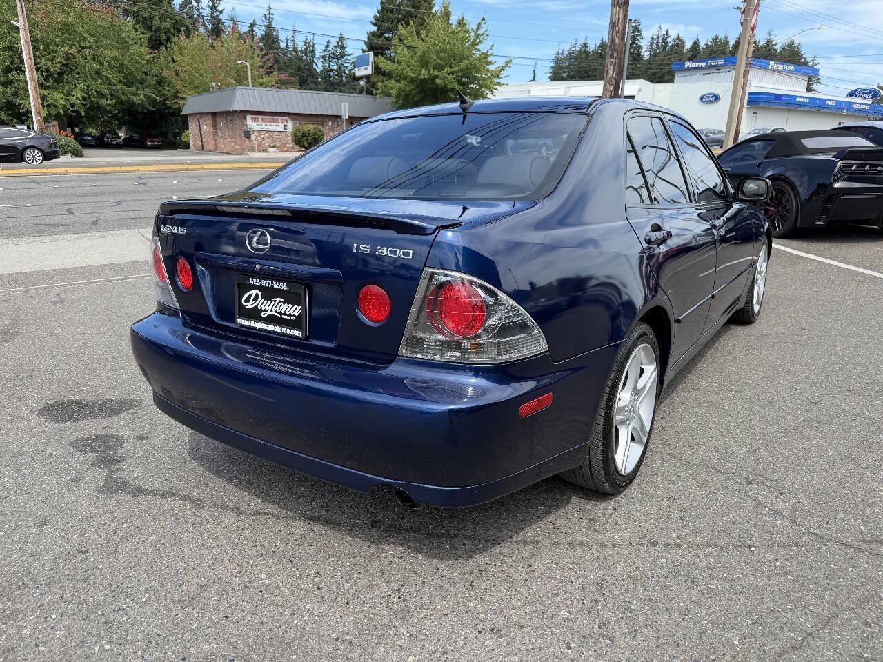 Used 2005 Lexus IS 300 RWD image 5