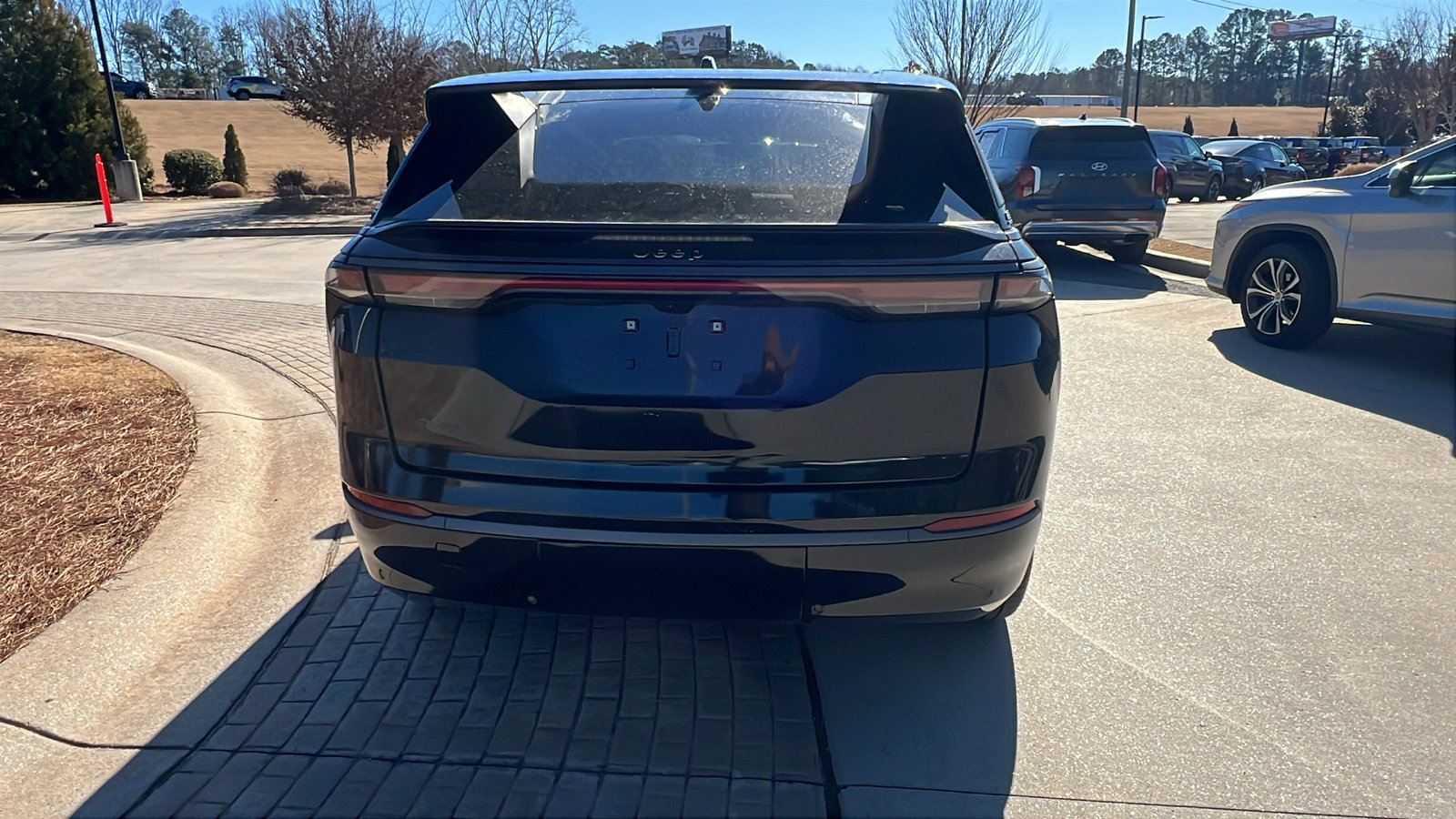 Used 2025 Jeep Wagoneer S Limited image 9