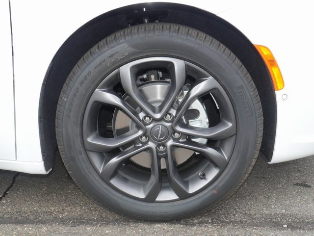 New 2026 Chrysler Pacifica Select image 14