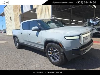 Used 2024 Rivian R1T Adventure AWD/4WD image 3
