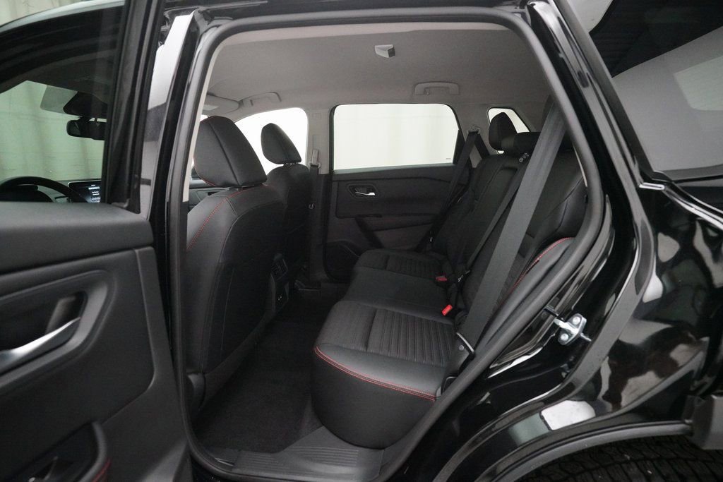 Certified 2025 Nissan Rogue Rock Creek w/ Rock Creek Premium Package image 17