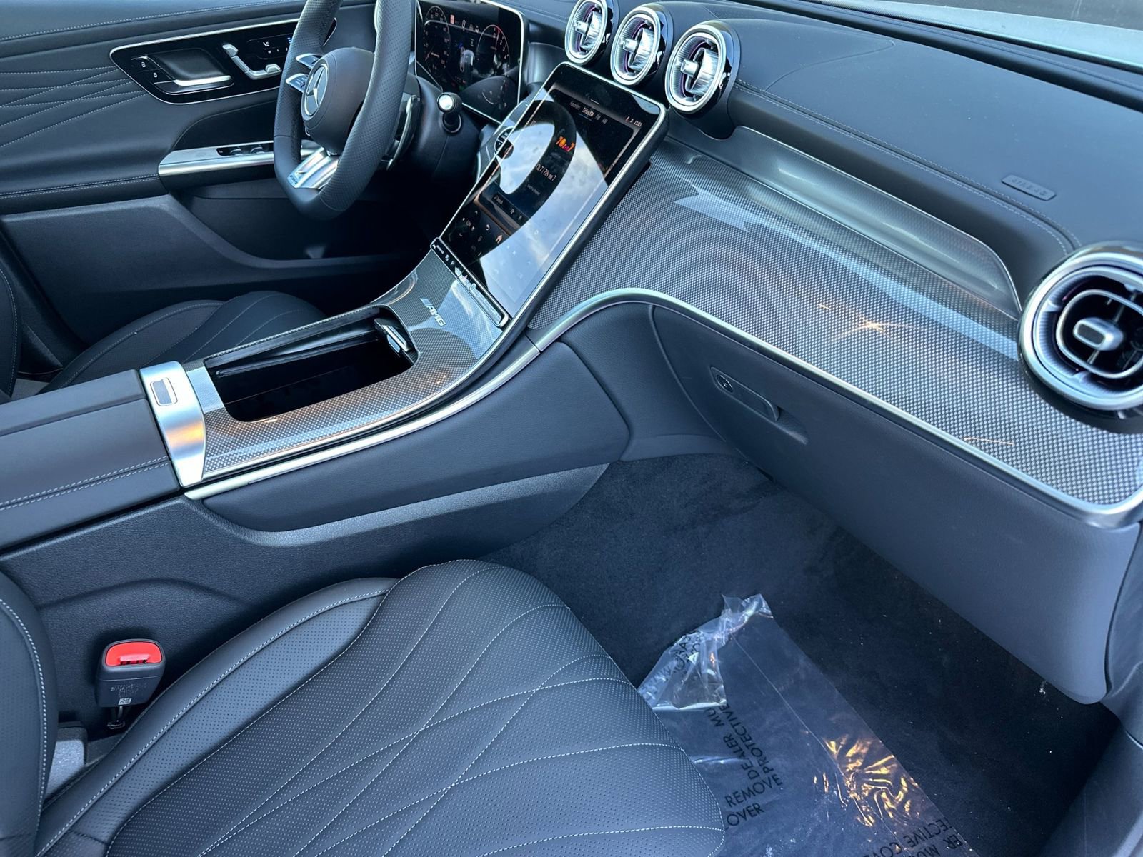 New 2026 Mercedes-Benz GLC 63 AMG S image 16