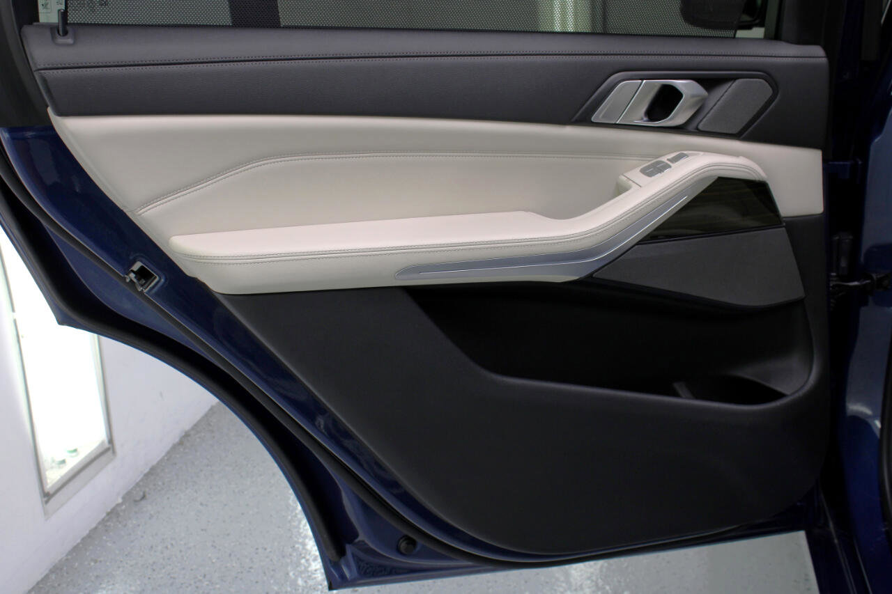 Used 2019 BMW X7 xDrive40i w/ Premium Package image 46