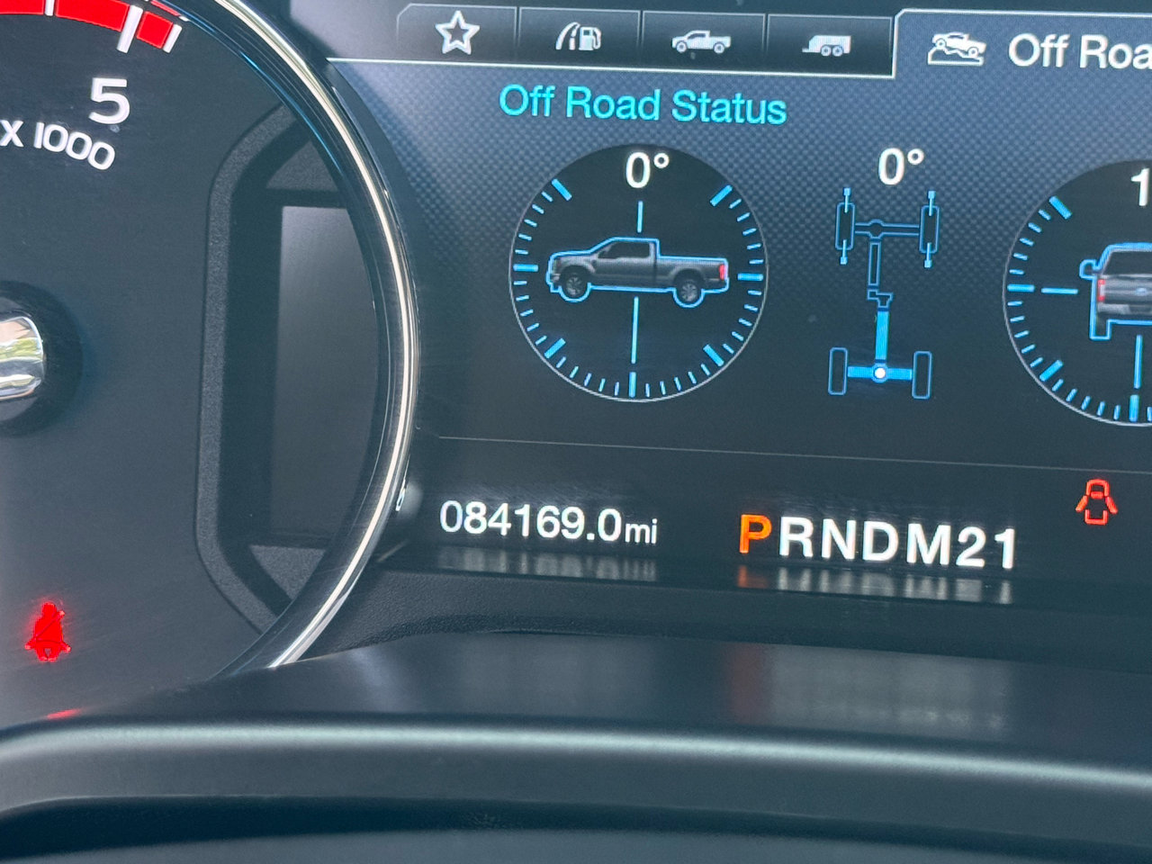 Used 2017 Ford F250 Lariat w/ Lariat Value Package image 16